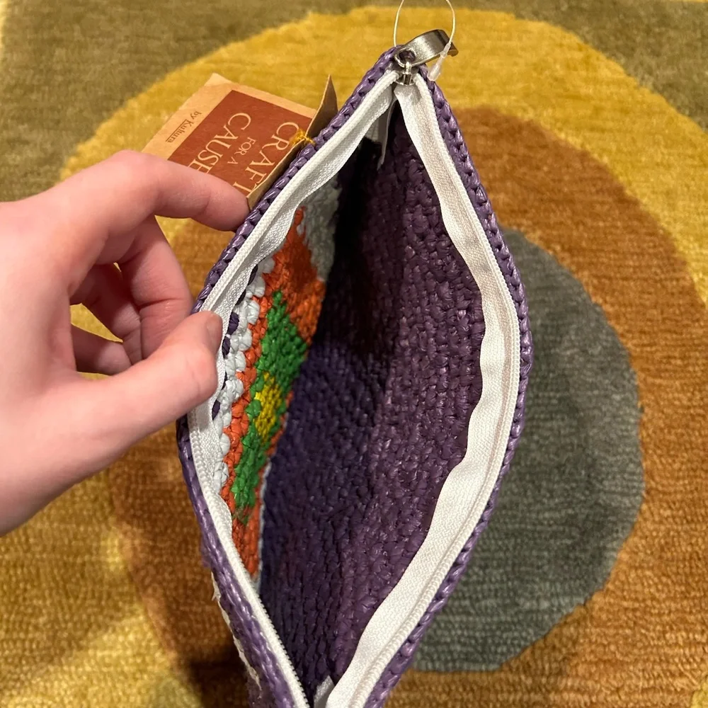 NWT Crafts for a Cause by Kultura Handmade Colorful Zipper Medium Size Pouch Bag